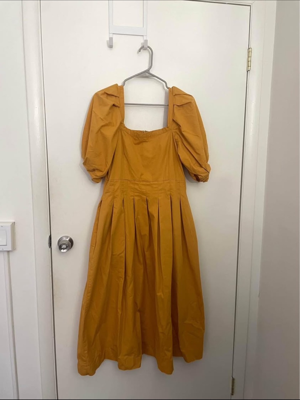 En Saison Puff Sleeve Midi Dress (Large)